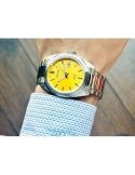 Klasyczny zegarek męski z żółtą tarczą Citizen Core Collection BI5110-54Z Quartz