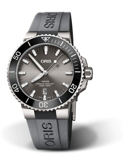 Oris Aquis Titanium Date 01 733 7730 7153-07 4 24 63Teb