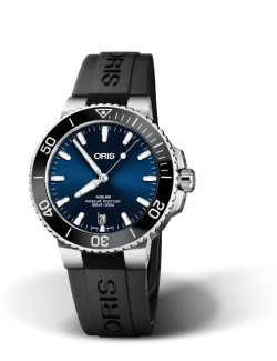 Oris Aquis Date 01 733 7732 4135-07 4 21 64Fc 39.5mm