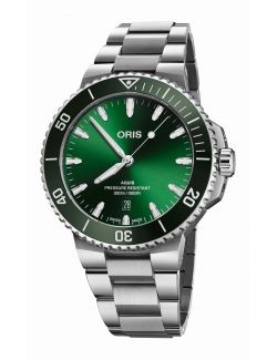Oris Aquis Date 43.5mm 01 733 7789 4157-07 8 23 04PEB
