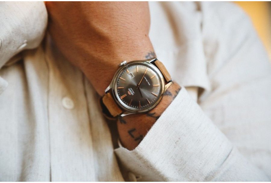 Zegarek Orient Bambino V4 Automatic - retro wciąż na topie