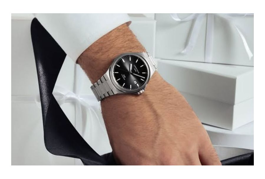Zegarki Certina DS-7 Quartz, czyli luminescencja aż miło